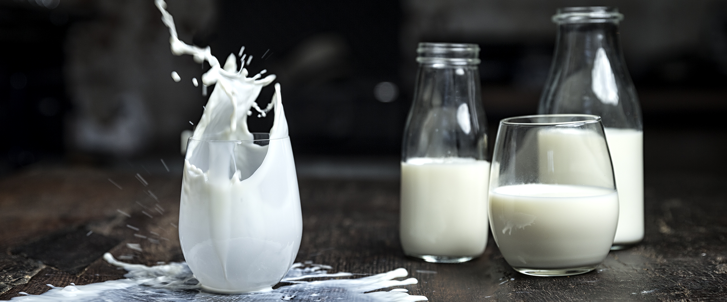 Billede af mælk i glas