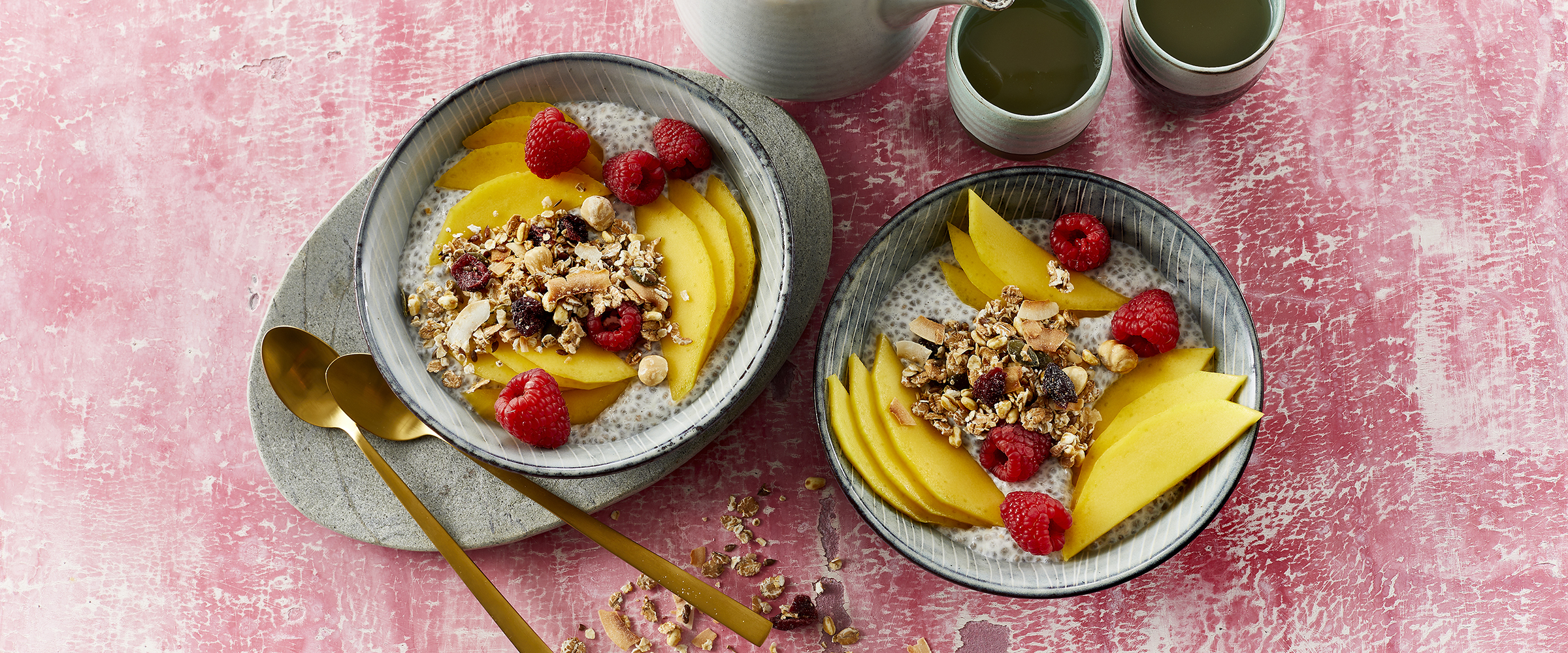 Chiagrød med frisk frugt