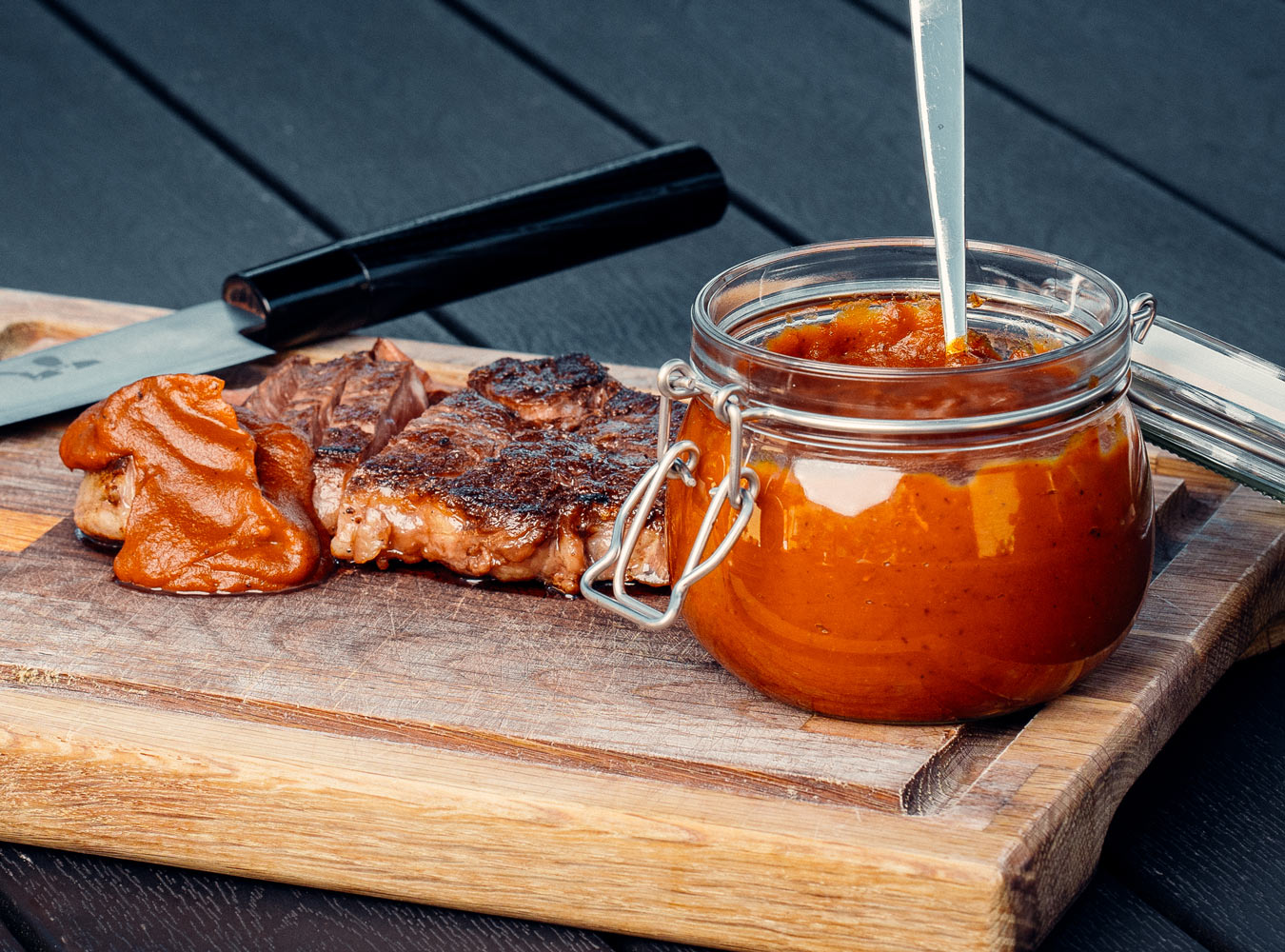 Se opskrift på Butter Hack med røget æblesmør