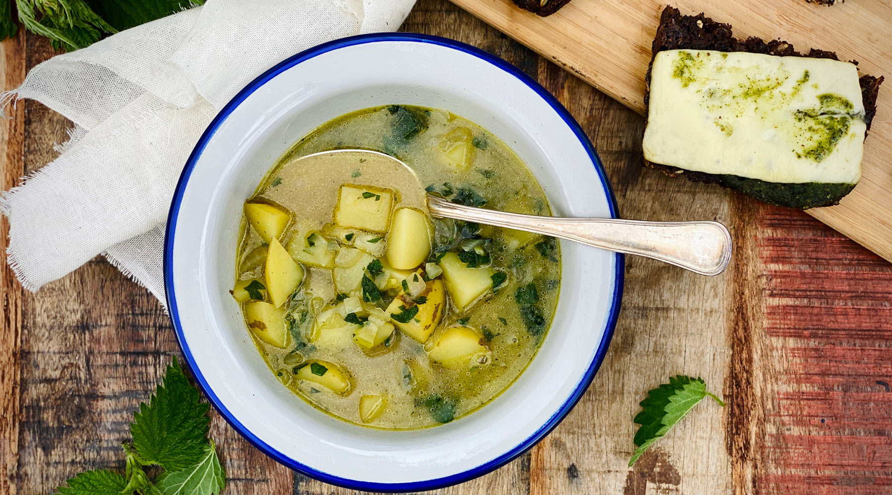 Brændenældesuppe der ikke brænder
