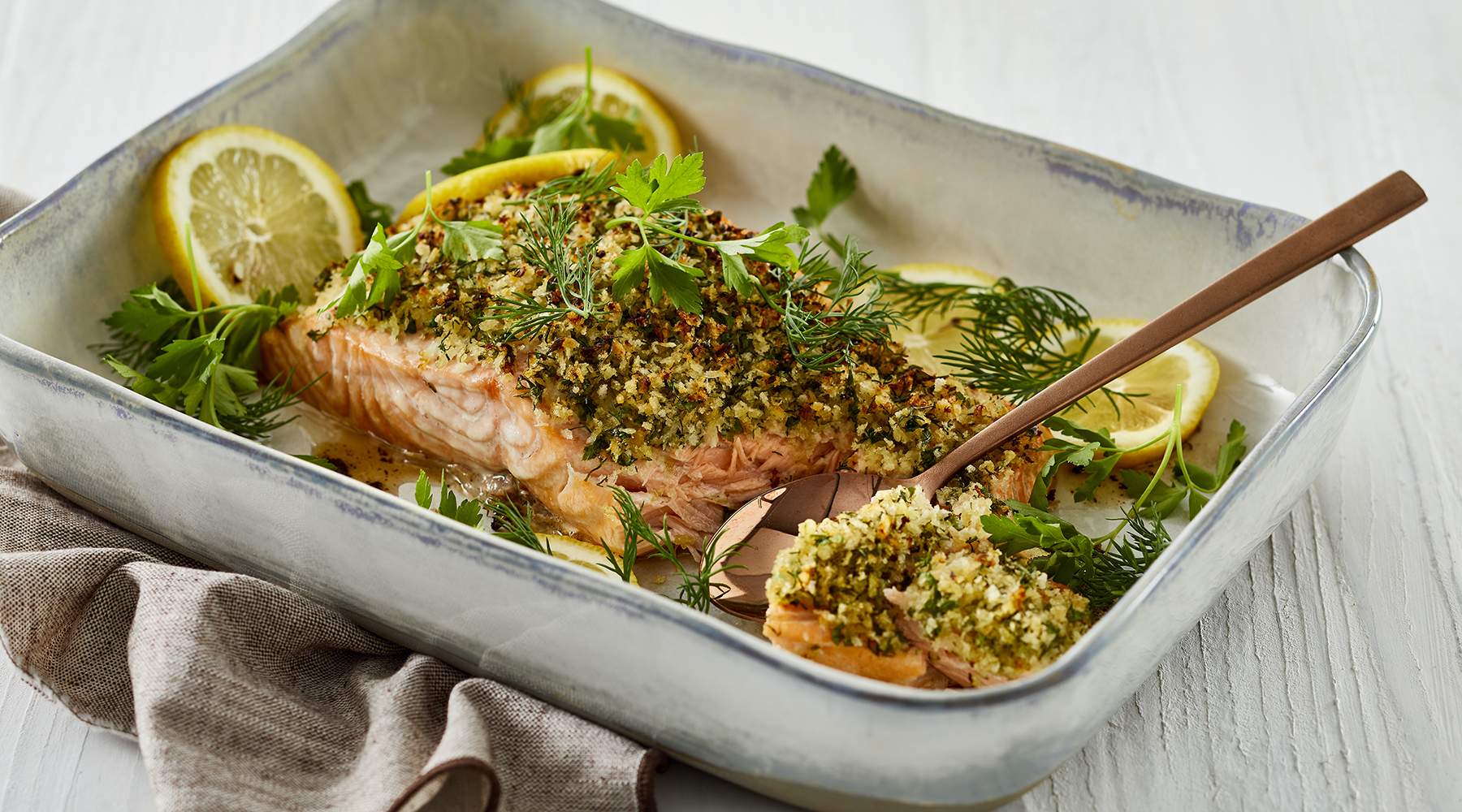 Nyd ovnbagt laks sammen