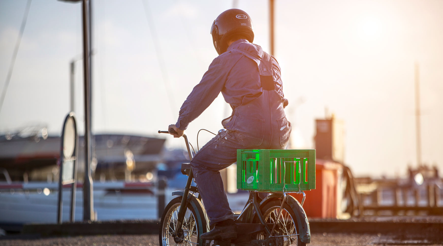 indsamling af mælkekasser